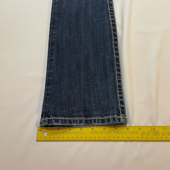 BKE Sabrina Flare Distressed Women's Jeans, 25x33 1/2, Multiple Rips Distress - Picture 10 of 14